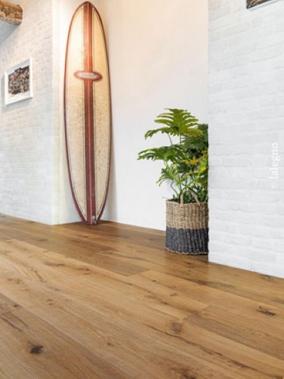 Reliefni oljen hrastov rustik parket HONORAT