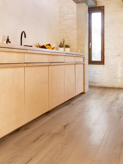 Reliefni oljen hrastov rustik parket OUESSANT