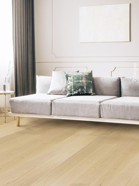 Nevidno lakiran hrastov natur parket WELLINGTON v prostoru