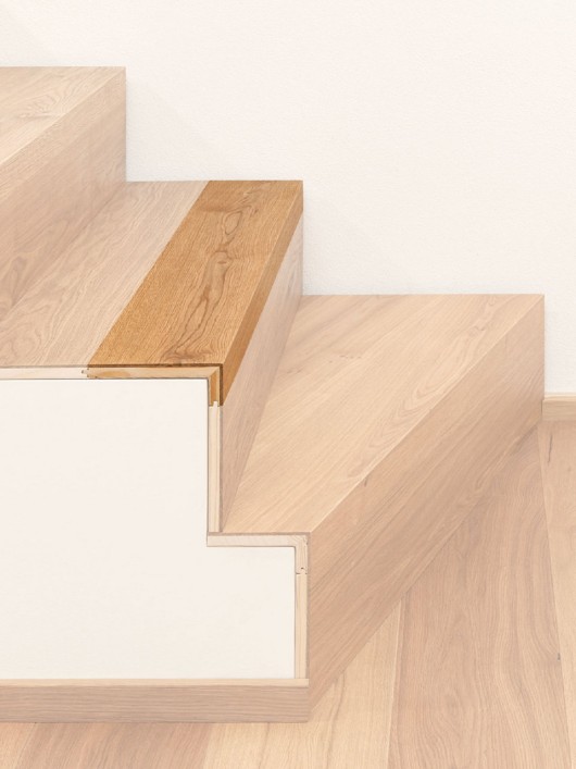 Izdelava stopnic iz parketa nastopna in čelna ploskev